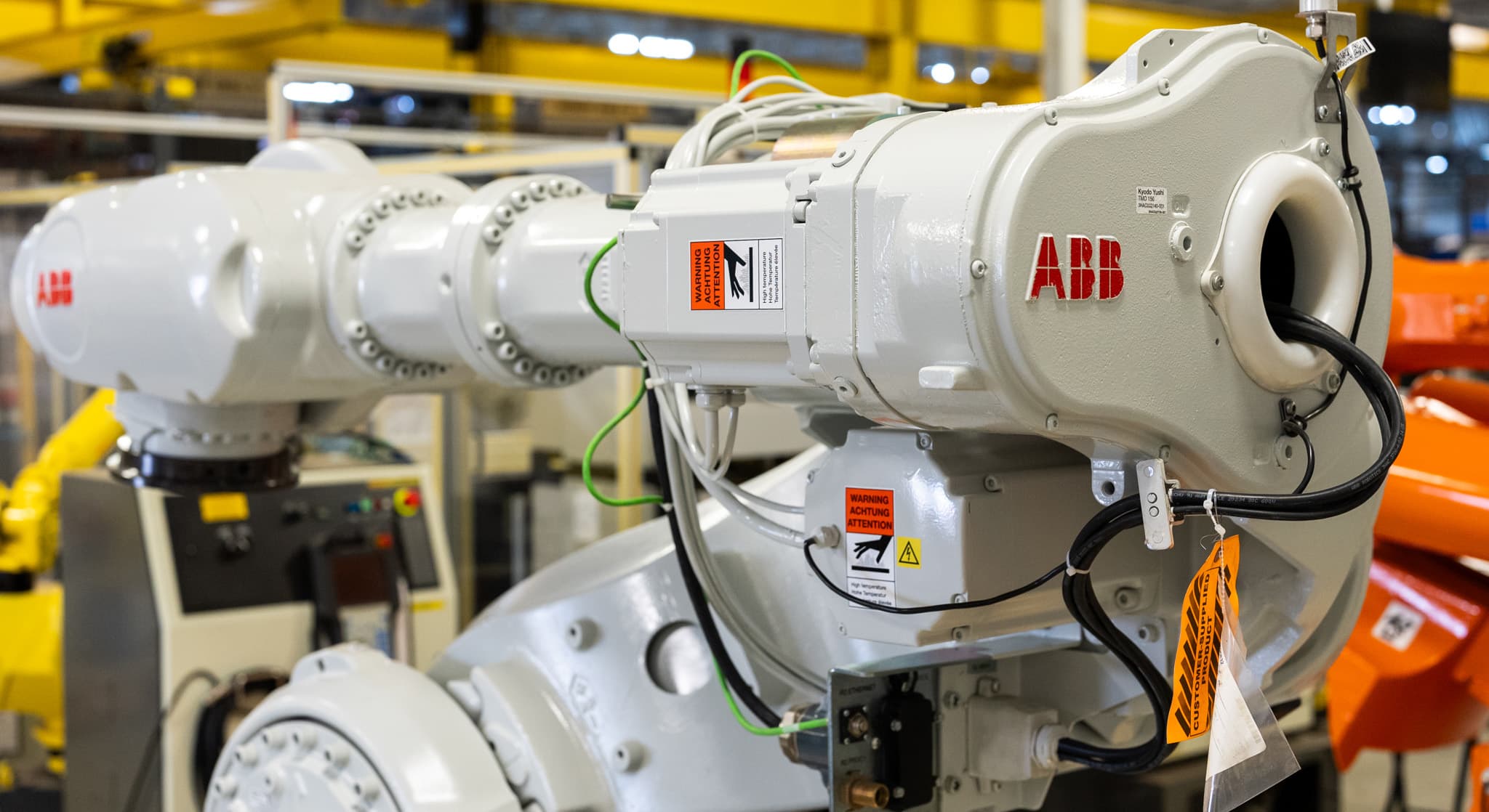 ABB IRB 7600 Robot Image Rear-view